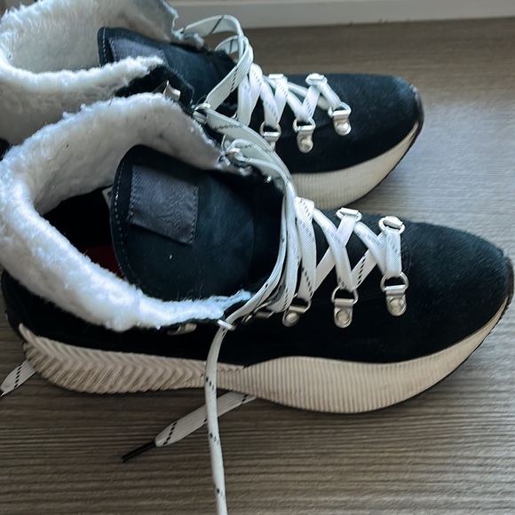 Sorel Out and About boots - Picture 4 of 5